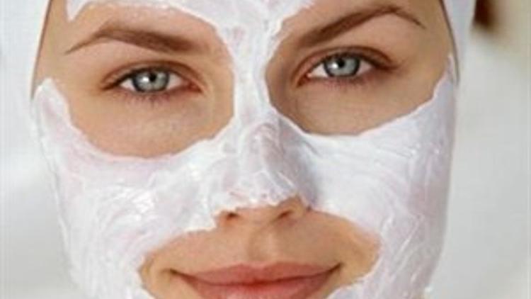 Güzelliğinize güzellik katacak maskeler!