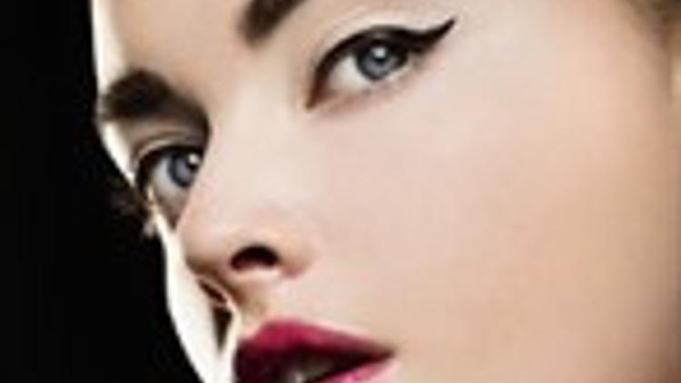 Eyeliner nasıl sürülür?