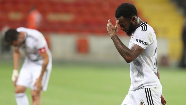 Beşiktaş'tan son 15 sezonun en kötü başlangıcı! Averajı ekside...