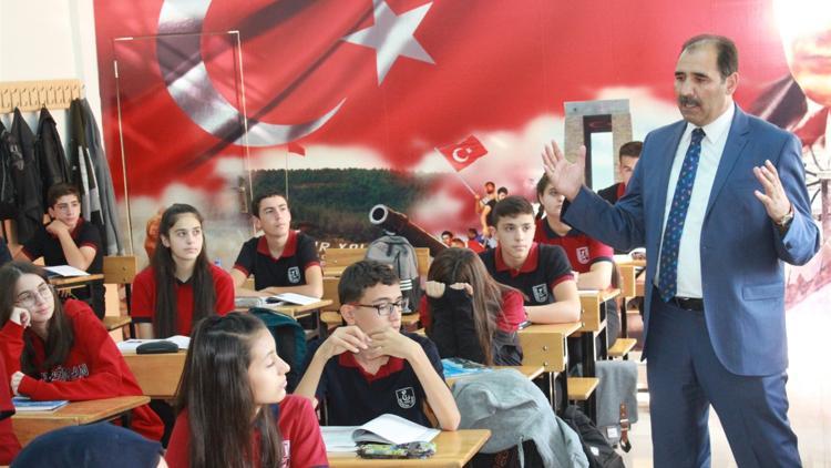 Liselerde akademisyen hoca eğitimleri başladı
