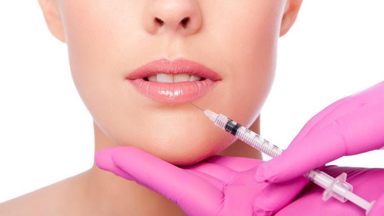 Liplift (Dudak Kaldırma) Nedir? Kimlere Uygulanır?