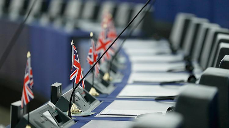 AP'den Brexit kararı