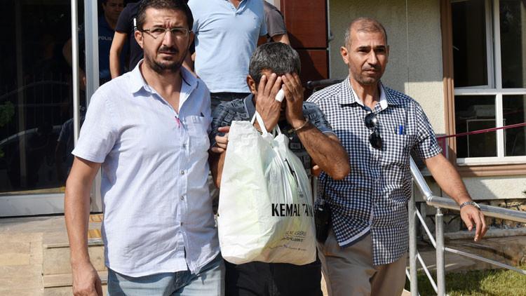 21 yerinden bıçakladığı eski karısını "öldü" diye bırakmış!