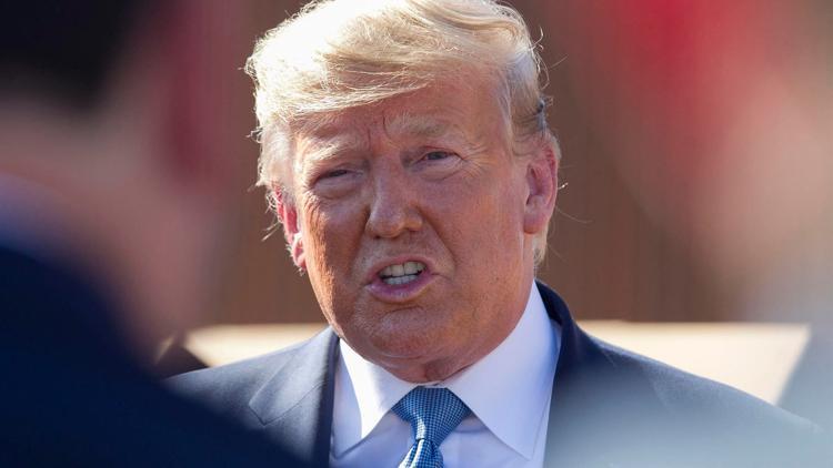 Trump'tan 'tek bir telefonla bir ülkeye girebiliriz' mesajı