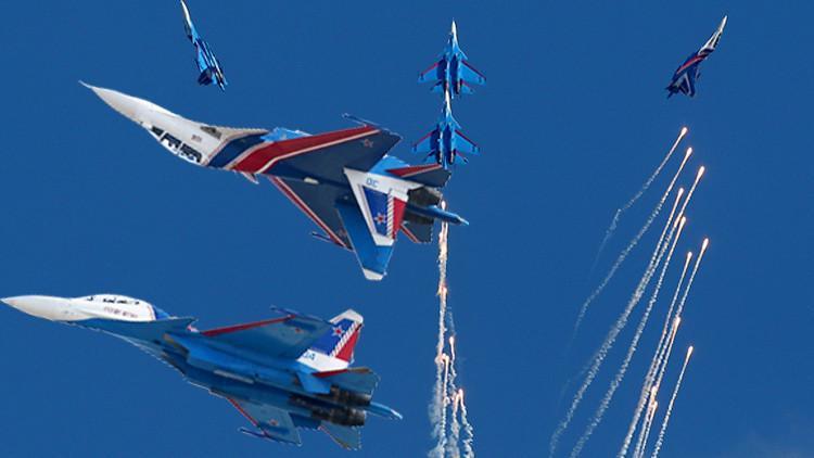 Rus pilotlardan TEKNOFEST'te nefes kesen gösteri