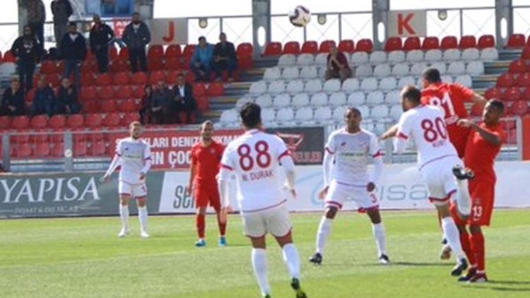 Ümraniyespor 1 puanı 90+5'te kurtardı!