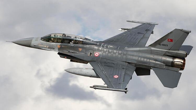 Türk F-16&#39;ları Fırat&#39;ın doğusunda - Son Dakika Flaş Haberler