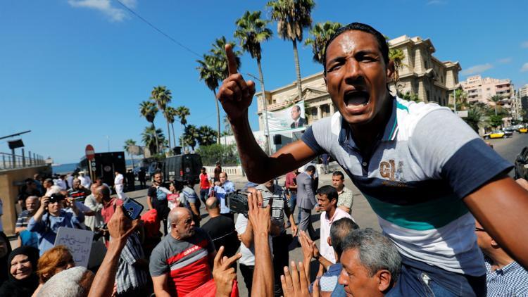 Mısır'da Sisi karşıtları ve destekçilerinden eş zamanlı gösteriler
