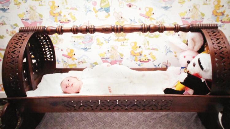 dunyanin ilk tup bebegi turkiye den hediye gonderilen besikte yatmis haber magazin