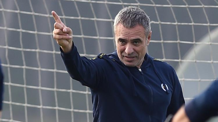 Ersun Yanal: Mehmet Ekici'yi üzüle üzüle kadrodan çıkardık