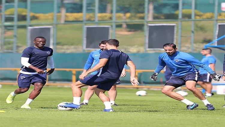 Kasımpaşa'da Konyaspor maçı hazırlıklarını sürüyor
