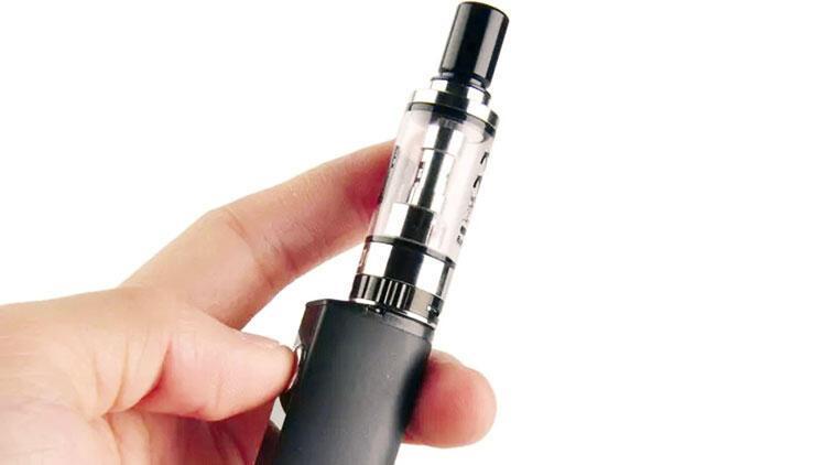 ABD'de elektronik sigara akciğer nakline yol açtı