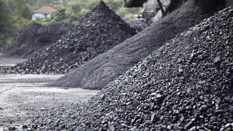 Polonya’da deprem sonrası çöken madende 17 madenci mahsur kaldı