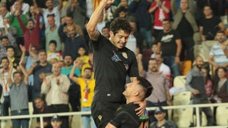 Guilherme & Jahovic A.Ş!
