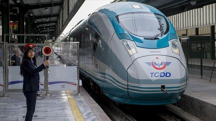 YHT'lerde en çok 'kimlik kartı' unutuldu