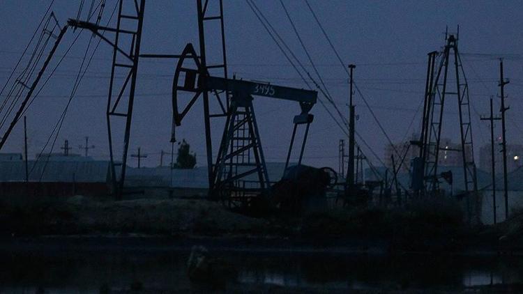 Rusya'nın petrol ihracatı arttı, geliri azaldı