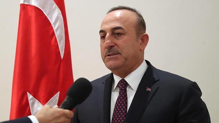 Bakan Çavuşoğlu'ndan Macron'a sert tepki