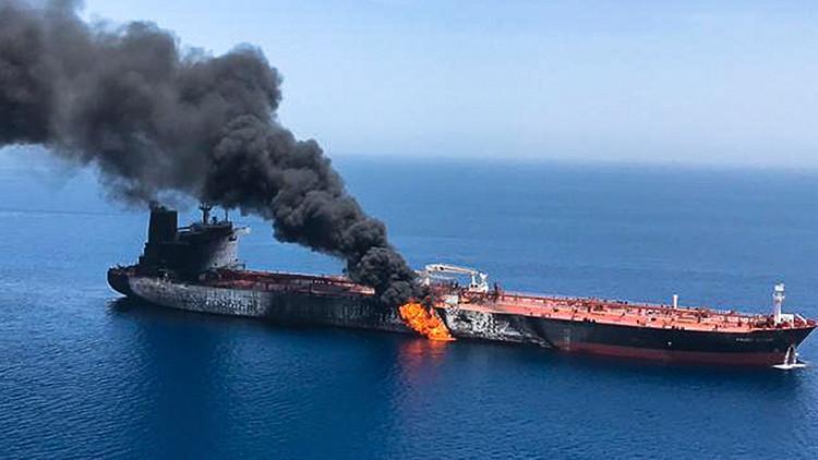 Son dakika... Kızıldeniz'deki İran tankerinde patlama meydana geldi