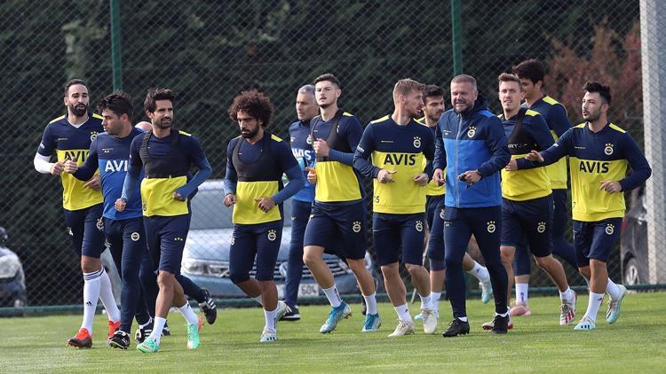 Fenerbahçe'de Denizlispor hazırlıkları sürüyor