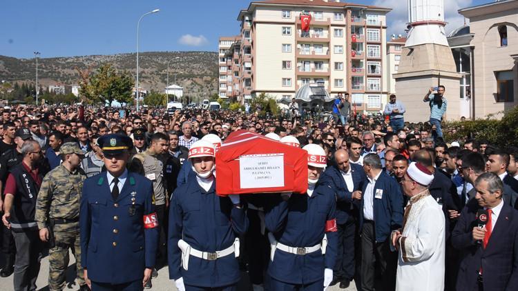 Bilecik'te Şehit Uzman Çavuş Bilgen'i binlerce kişi uğurladı