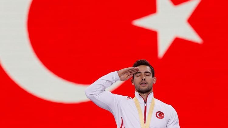 'Bu madalyayı şanlı Türk ordumuza armağan ediyorum'