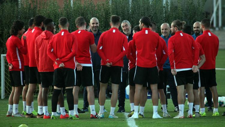 Samet Aybaba: "Kayserispor ligde daha iyi yerleri hak ediyor"