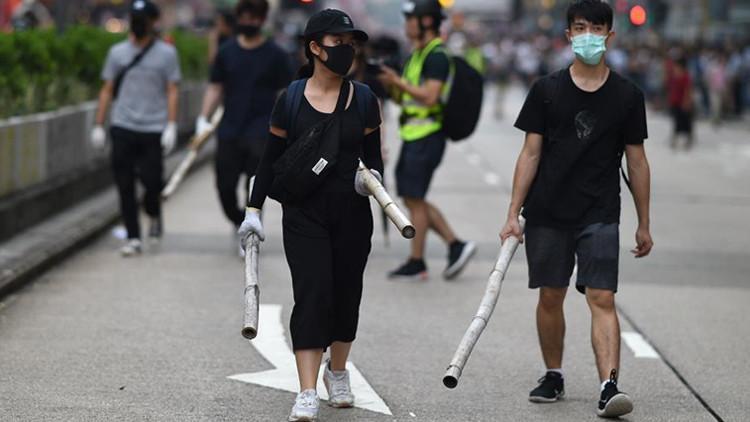 Hong Kong'da protestocular taktik değiştirdi