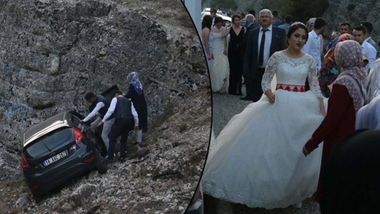 Gelin ve damat haberi alır almaz koştu