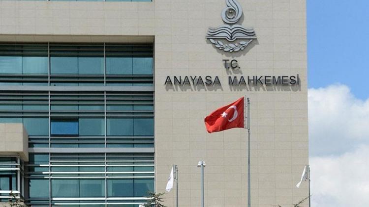 AYM'den FETÖ'den tutuklu hakime ret