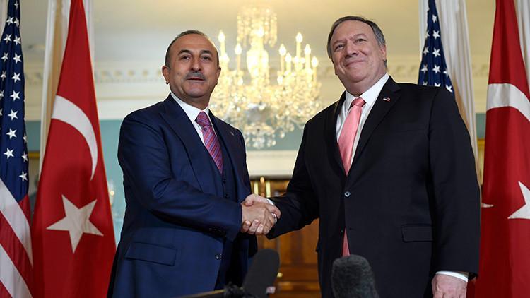Son dakika... Bakan Çavuşoğlu, ABD'li mevkidaşı ile görüştü