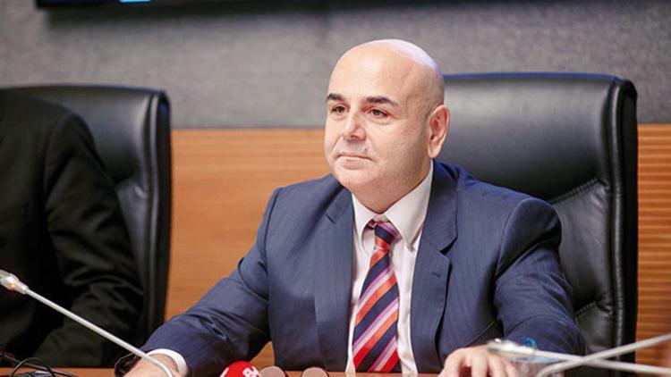 Tiyatrocu Nedim Saban Meclis’te otizmi anlattı: ‘Hepimiz Kıvanç Tatlıtuğ olamayız’