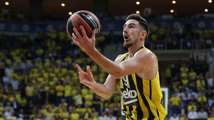 Nando De Colo Fenerbahçe'de tarih yazdı! İlk maçında...