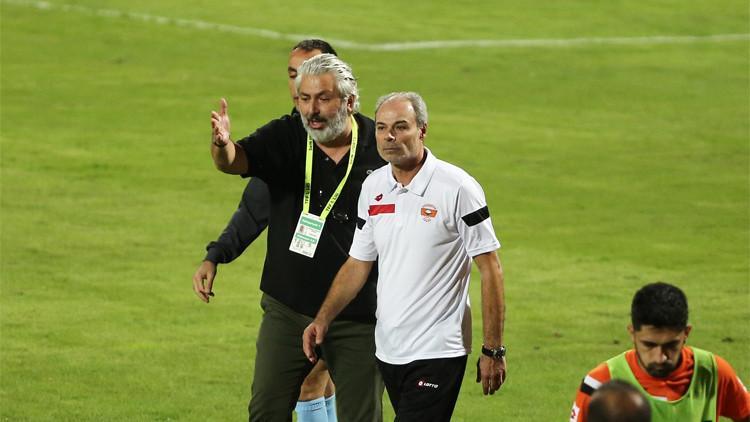 Engin İpekoğlu'na kırmızı kart!