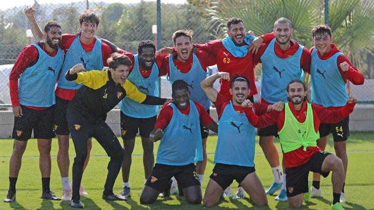 Göztepe'de Kasımpaşa maçı hazırlıkları sürüyor