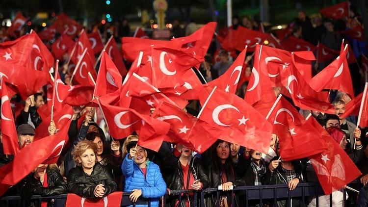 28 Ekim Pazartesi günü okullar tatil mi? Pazartesi okullar yarım gün mü olacak?