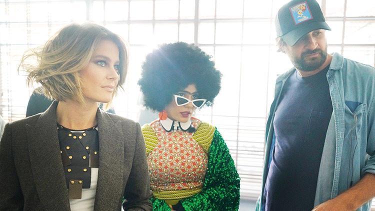 Burcu Biricik moda ikonu oldu