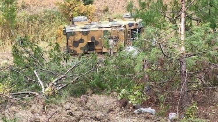 Kahramanmaraş'ta askeri araç devrildi: 4 yaralı