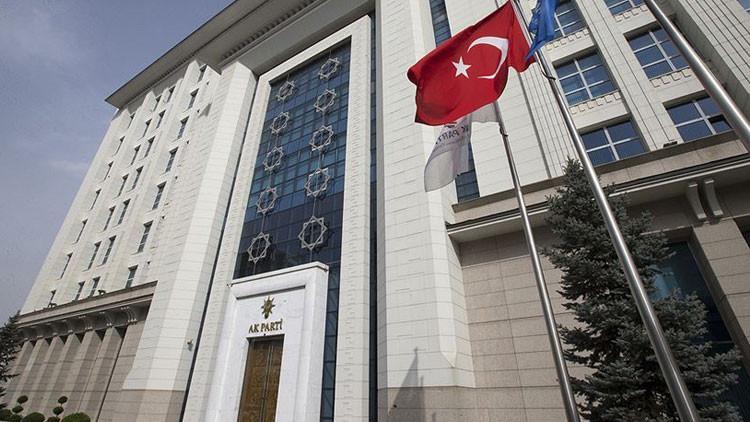 AK Parti MKYK'da değişiklik