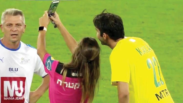 Selfie sarı kartı