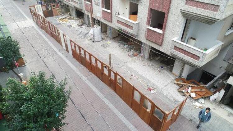 'Kapılı önlem' sokak sakinlerini böldü