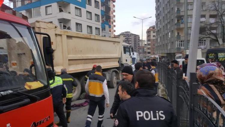 Anne ve kızının ölümüne neden olan kamyon şoförüne 5 yıl hapis