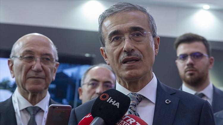 Savunma sanayisinde 700'e yakın proje bulunuyor