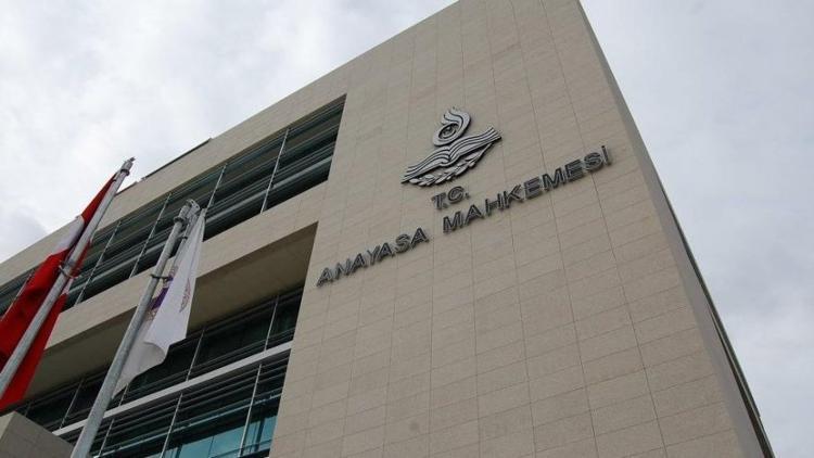 Askeri okulları kapatmaya vize