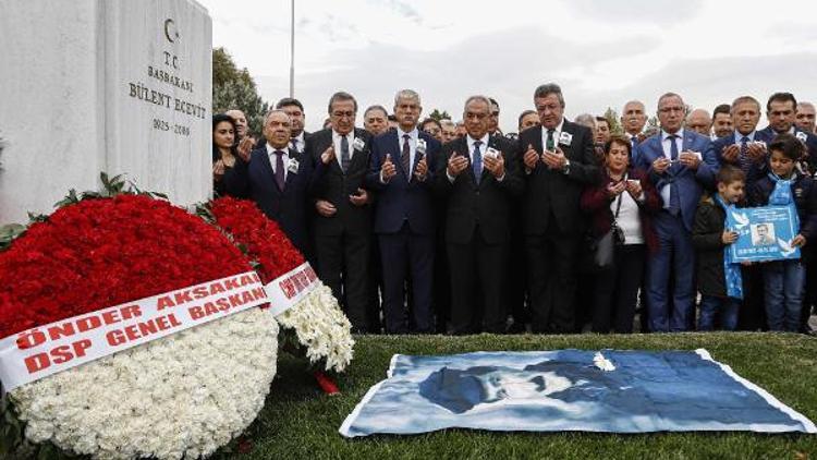 Ecevit, ölümünün 13'üncü yılında mezarı başında anıldı