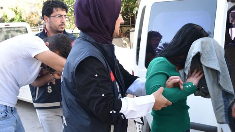 Gaspçı ve sevgilisi adliyede