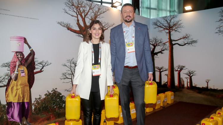 TBF Başkanı Hidayet Türkoğlu, su için yürüdü!