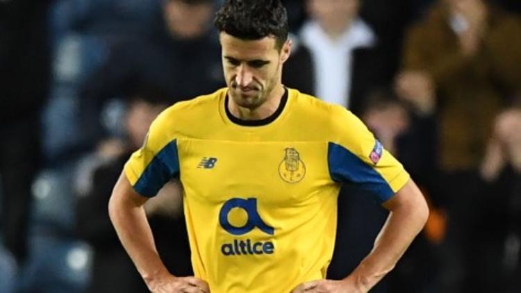 Rangers, Porto'yu ateşe attı