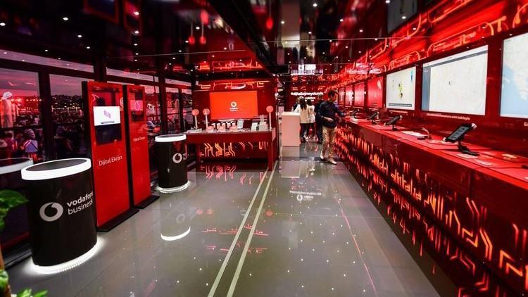 Vodafone Business Dijitalleşme Tırı, işletmelerin dijitalleşmesi için şehir şehir dolaşıyor