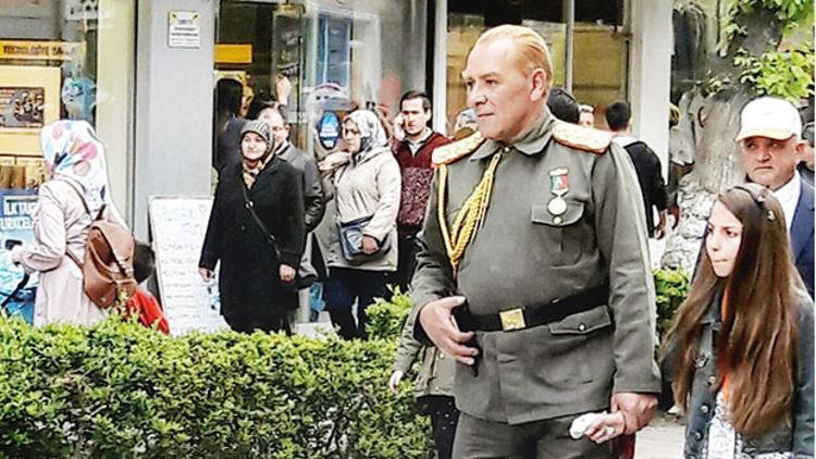 ‘Atatürk’ü istismar ediyor’