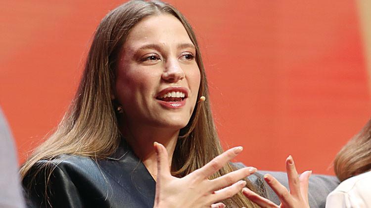 Serenay Sarıkaya: Heyecandan ağladım